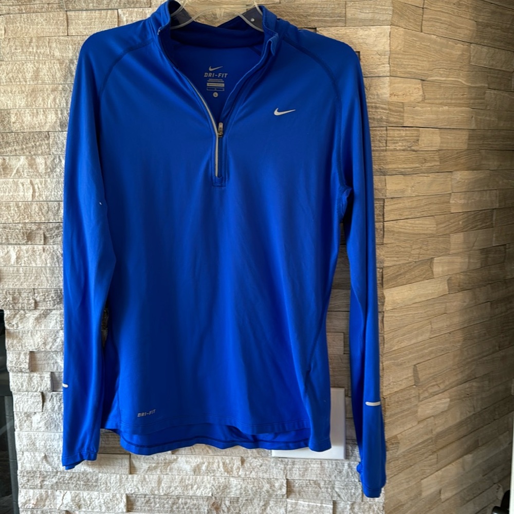Nike DriFit Running 1/4 Zip - Size Large